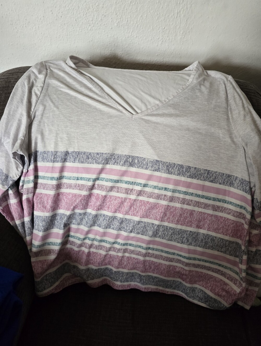SHEIN Light Gray Striped V-Neck Long Sleeve Tee with Pink & Teal